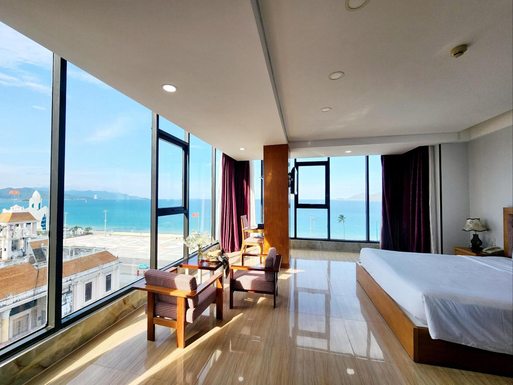 Happy Light Central Nha Trang Exterior photo